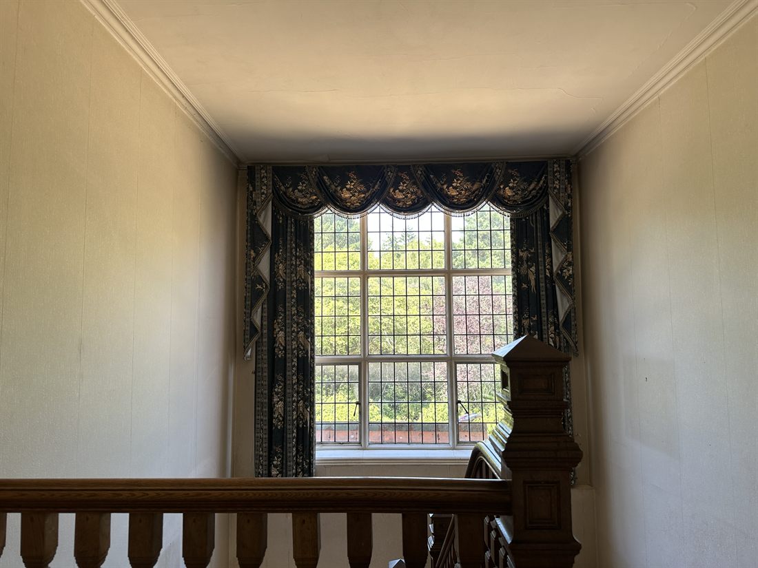 Leaded stair window